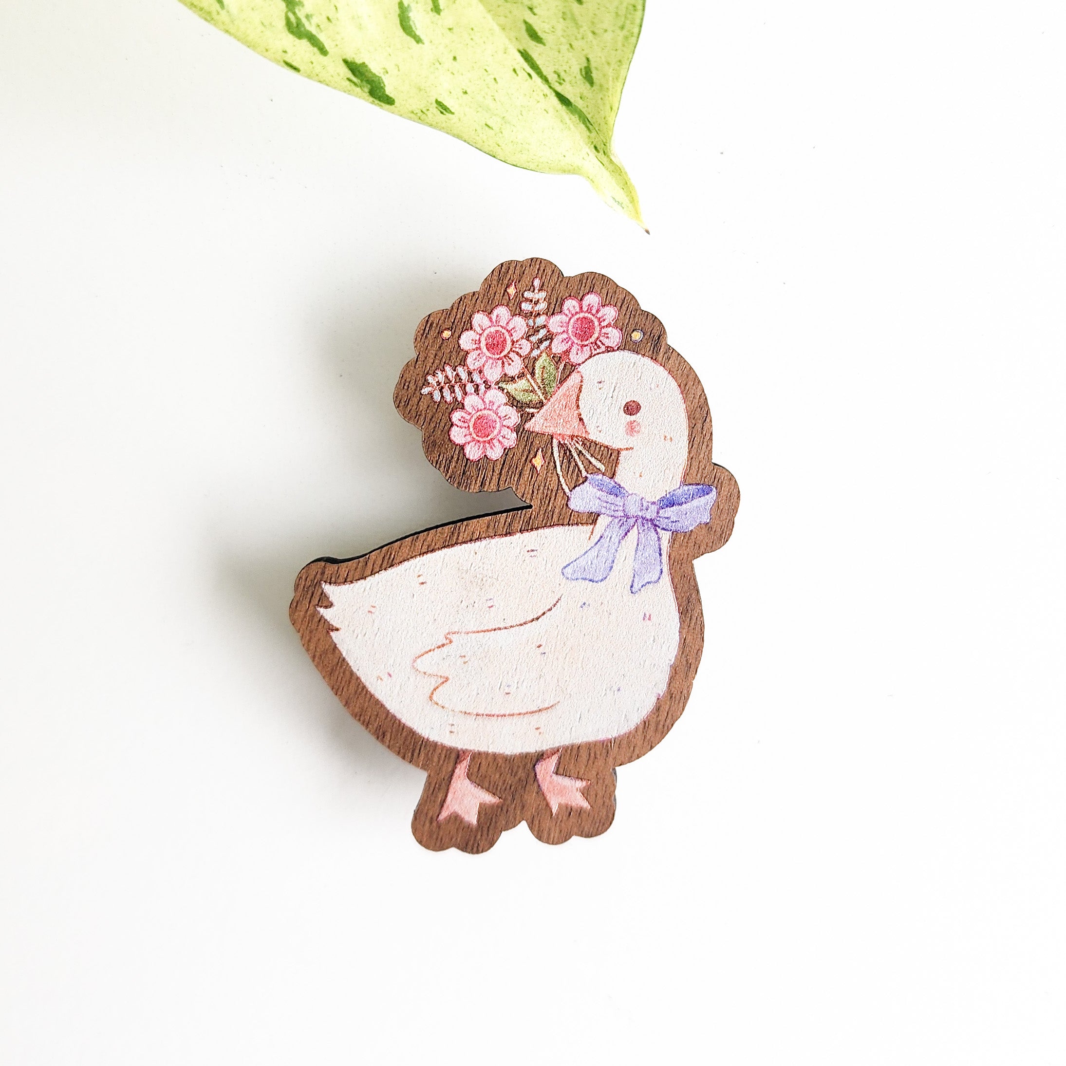 goose magnet on a white background